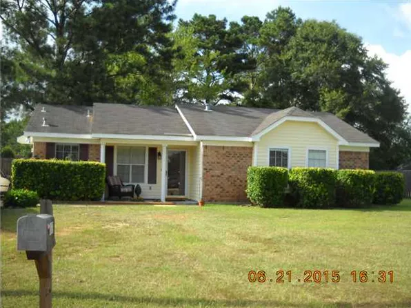 9633 Royal Woods Dr S, Mobile, AL 36608