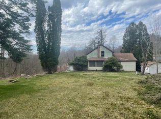 1818 Hinkle Mountain Rd, Richwood, WV 26261