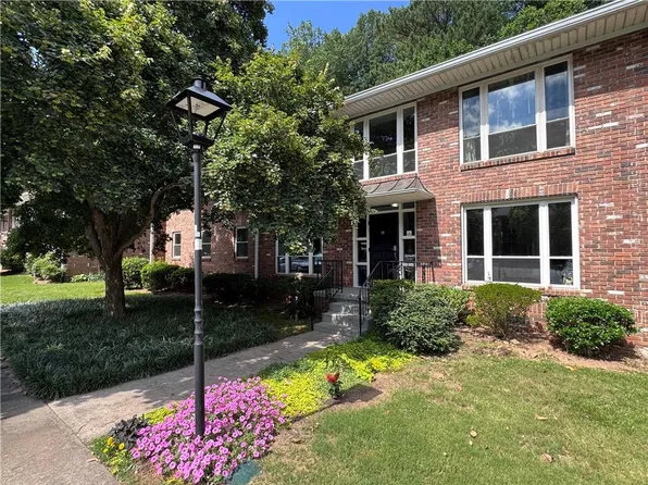 510 Coventry Rd APT 14A, Decatur, GA 30030