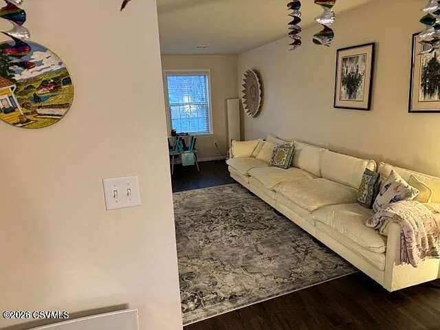 35 N Oakwood Ln — Photo 4