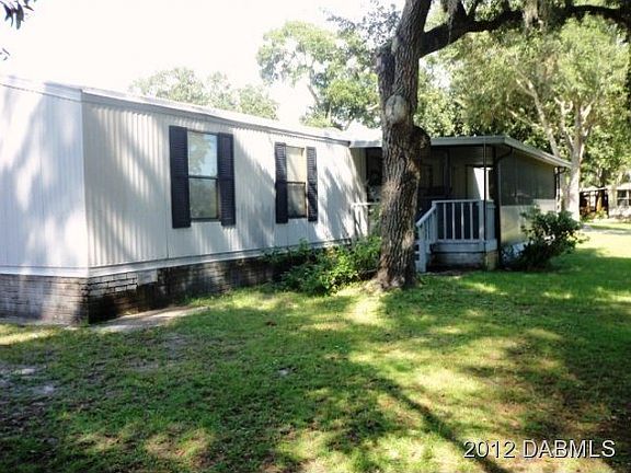 3rd image of 1100 E Greenbriar Ave