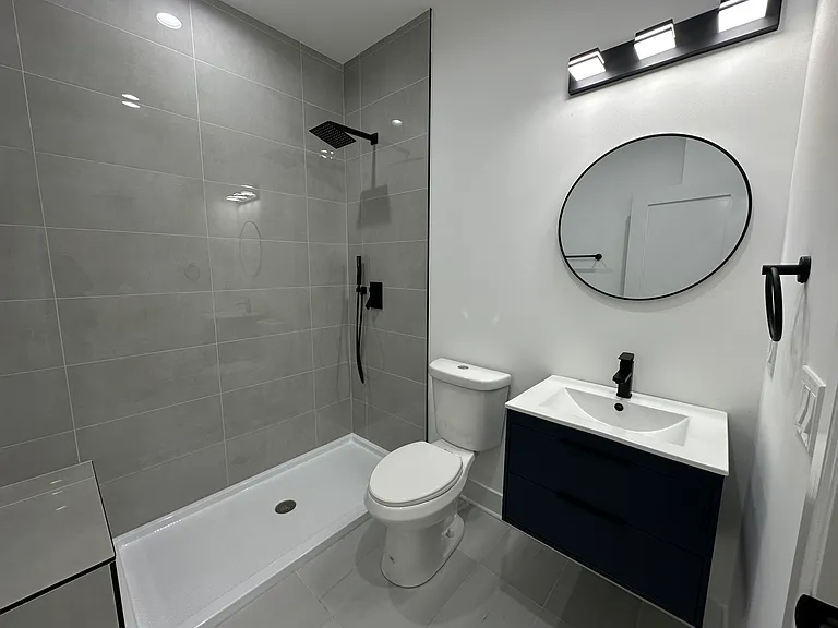 3116 W Montrose Ave #2 — Photo 19