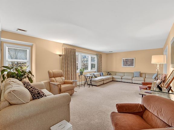 5th image of 276 5th Avenue