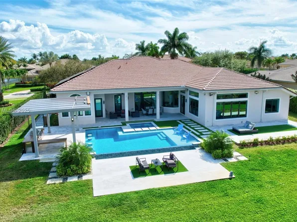 14955 SW 33rd St, Davie, FL 33331