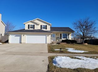 6903 Riley Dr, Joliet, IL 60431