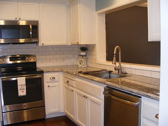 5th image of 2133 Darnis Cir