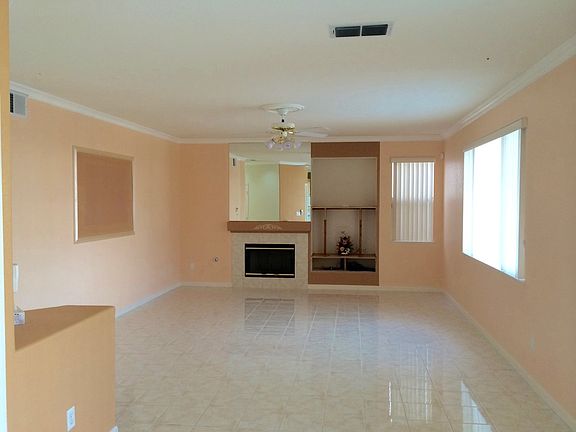 4th image of 9438 Sierra River Dr