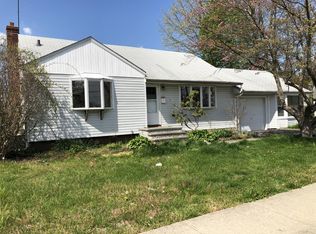 23 Arpad St, Hicksville, NY 11801