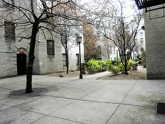 Rented by Winzone Realty Inc