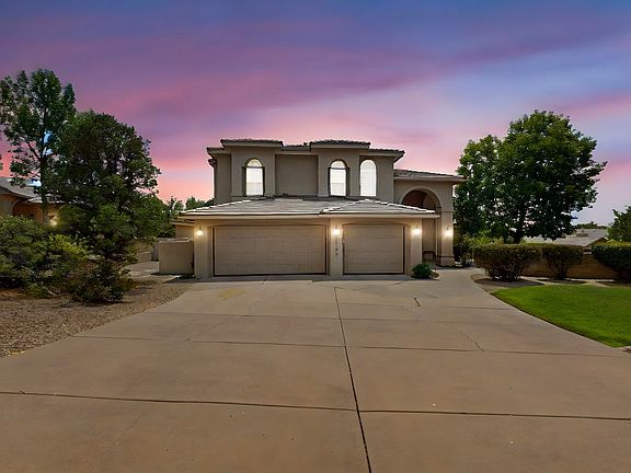 3rd image of 12800 Calle Del Oso Pl NE