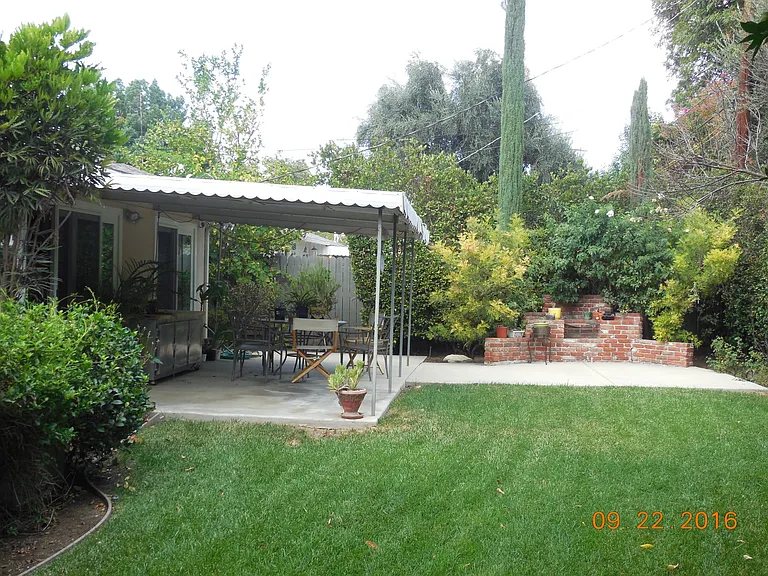 6706 Capistrano Ave — Photo 26