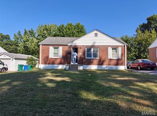 2 Saint Martha Ct, Florissant, MO 63031