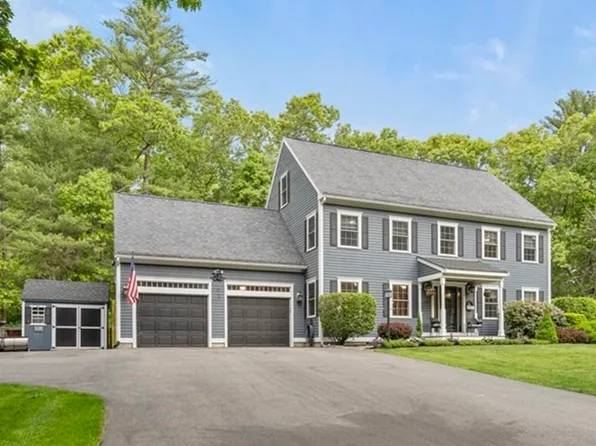 408 North St, Georgetown, MA 01833