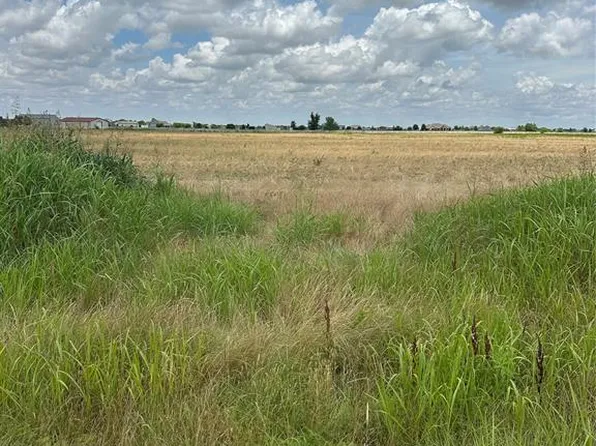 175 Apache Rd NE #8, Piedmont, OK 73078