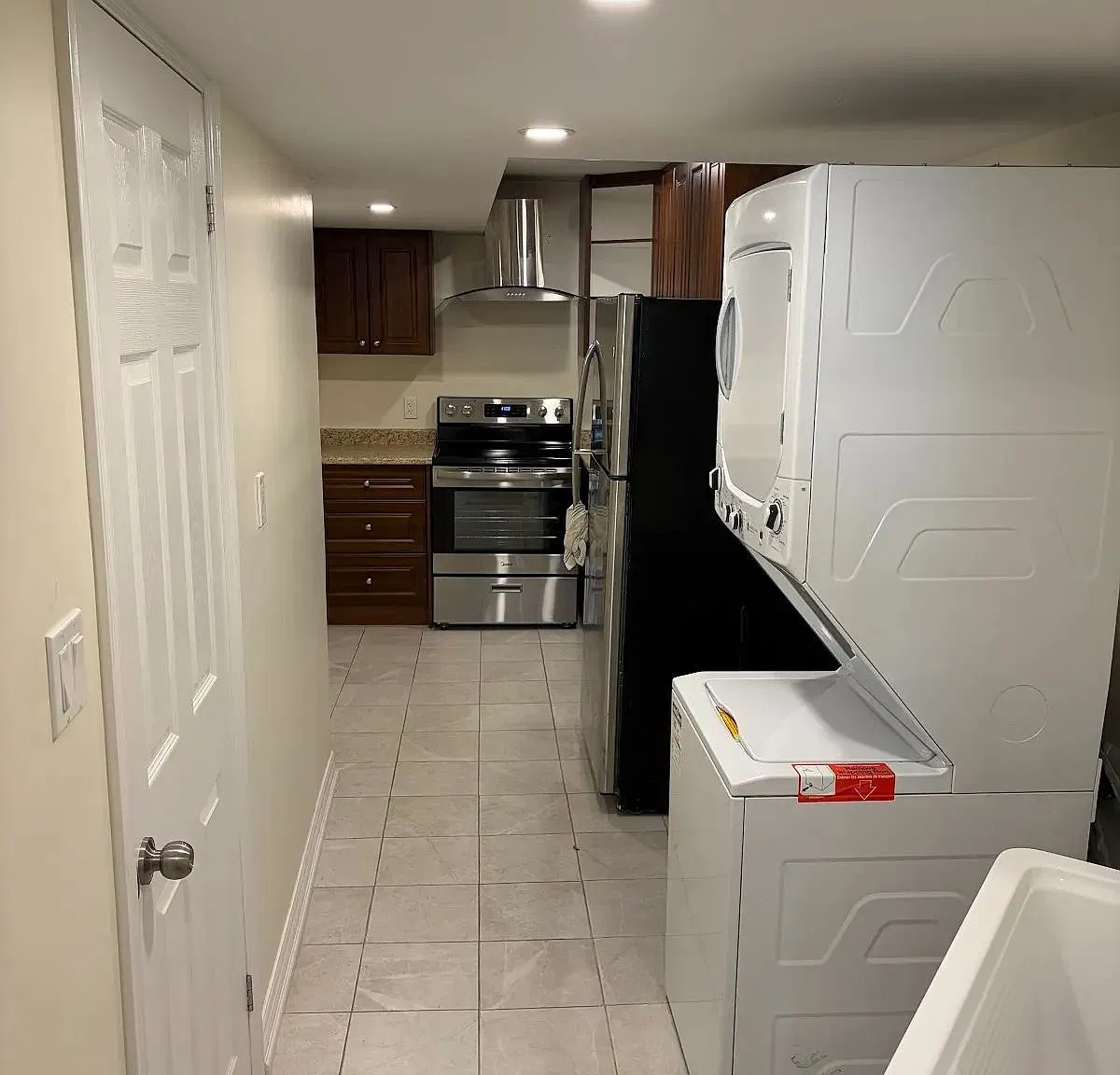 1 bed, $1,590 — Photo 4