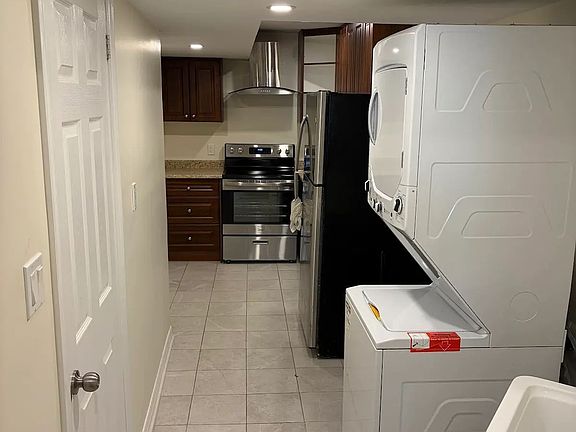 4th image of 346 English Mill Ct #Basement