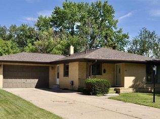 417 Hilton Ave, Rockford, IL
