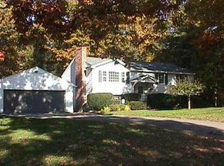 83 Wagon Wheel Rd, Dracut, MA 01826