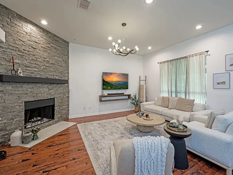 8309 Green Ash Dr — Photo 27
