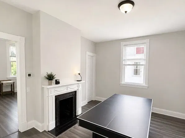 261 Emming St APT 1, Cincinnati, OH 45219