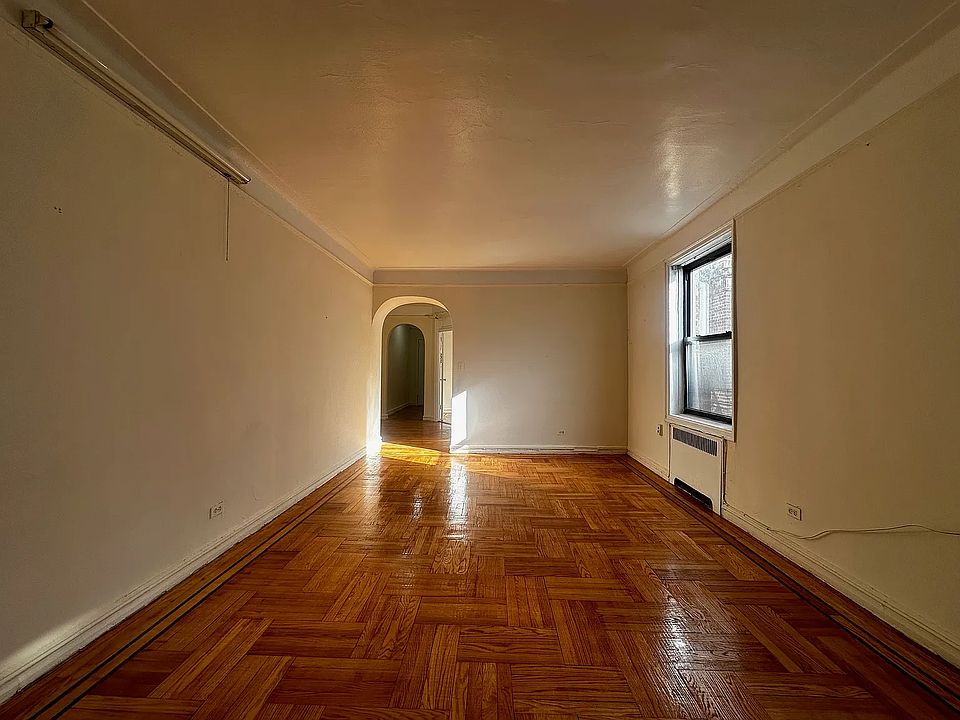 1st image of 7502 Ridge Blvd APT 3C