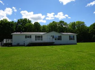 10810 Roanoke Rd, Pavilion, NY 14525