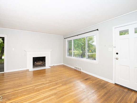 2nd image of 5601 Hillside Ave