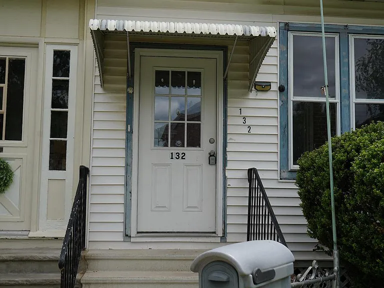 132 4th Ave — Photo 19