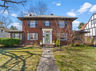 2954 Eaton Rd, Shaker Heights, OH 44122