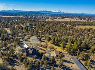 21833 Los Serranos Dr, Bend, OR 97701
