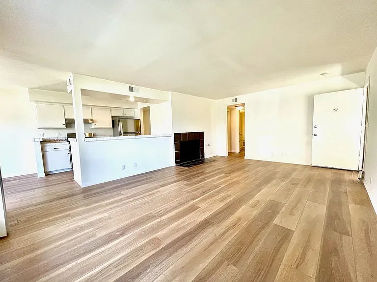 5958 E Naples Plz #NA — Photo 6