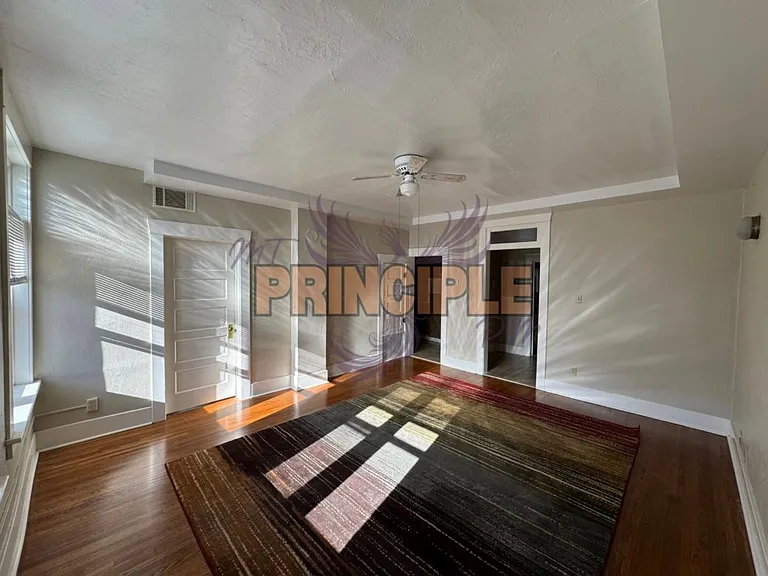 214 E 3rd St — Photo 1
