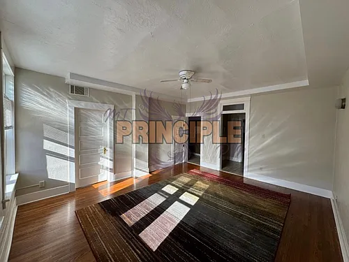 214 E 3rd St Photo 1