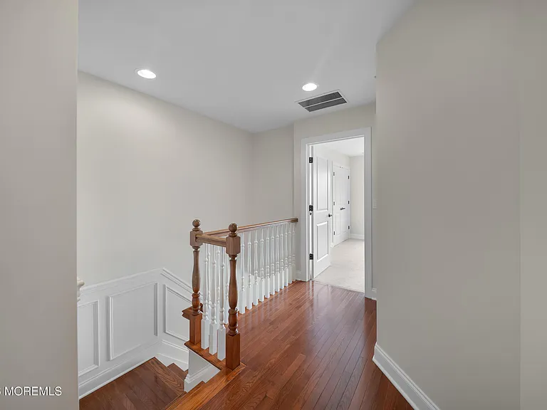 302 Villa Dr — Photo 27