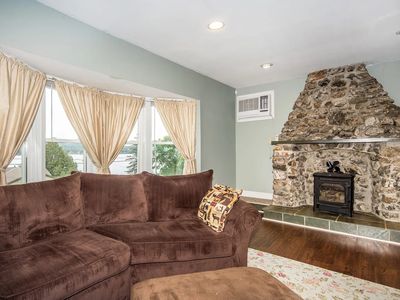 (Undisclosed Address), Castleton, VT, 05735