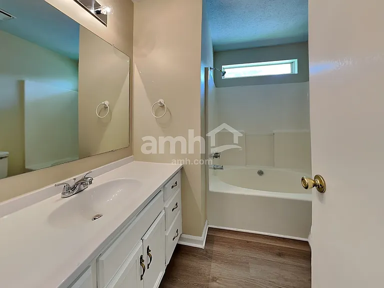 5711 Briarwick Ct — Photo 14