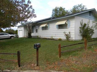 1104 Larch St, Prosser, WA 99350