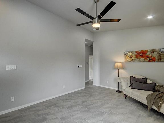 5th image of 2342 E Pebble Beach Dr