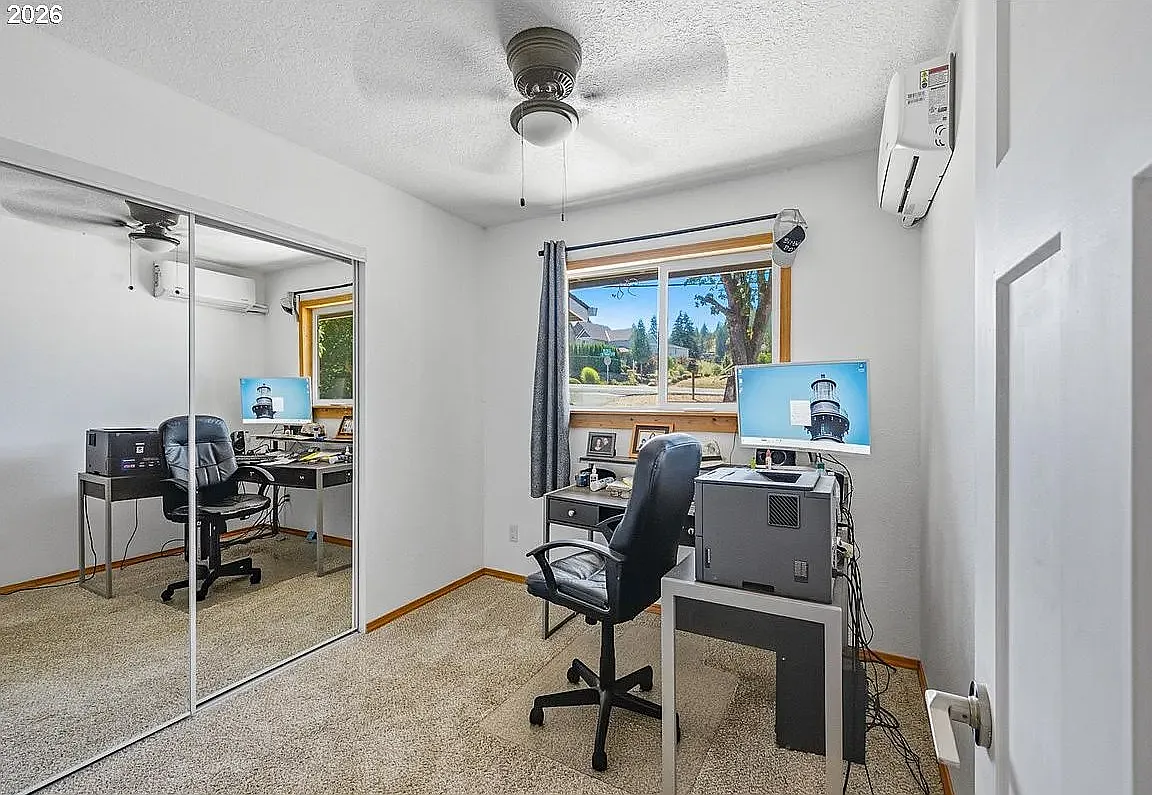 3 bed, 1032 sqft, $800 — Photo 2