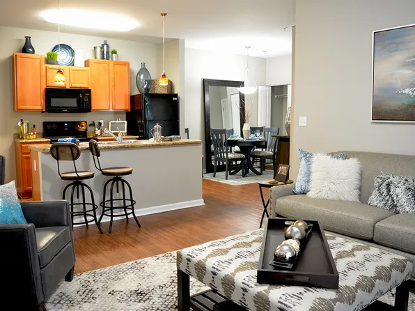 Villas At Crystal Lake