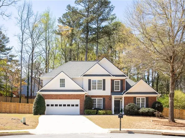 2120 Willow Chase Ct, Tucker, GA 30084