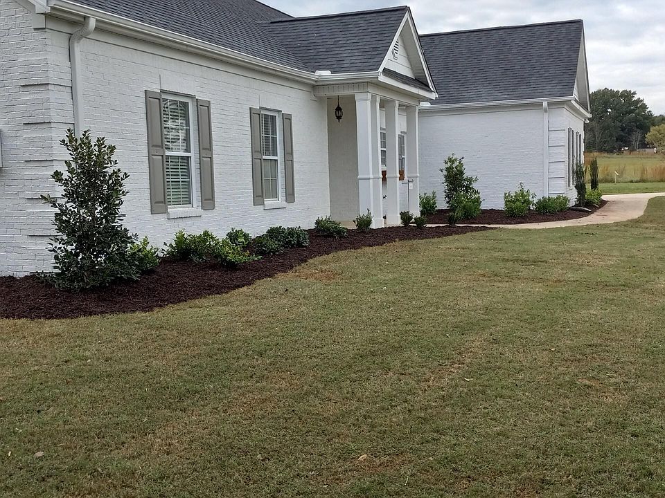 2nd image of 146 Alexander Lakes Dr
