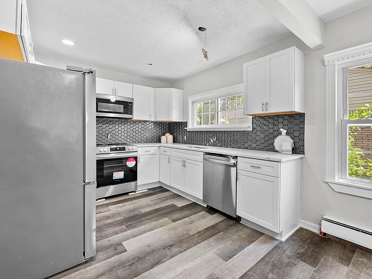 34080 Orangelawn St — Photo 21