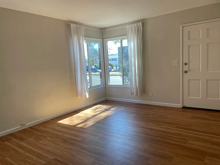 1727 San Pablo Ave — Photo 5