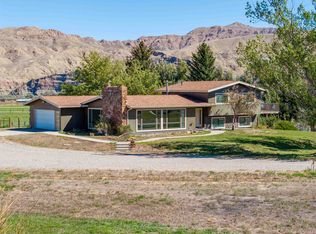 45 Nez Perce Dr, Cody, WY 82414