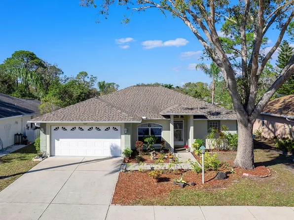 4627 Breezy Pines Blvd, Sarasota, FL 34232