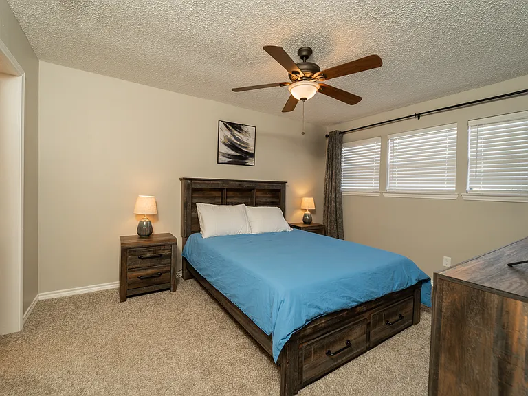 2640 Gwendolyn Ln #B — Photo 26