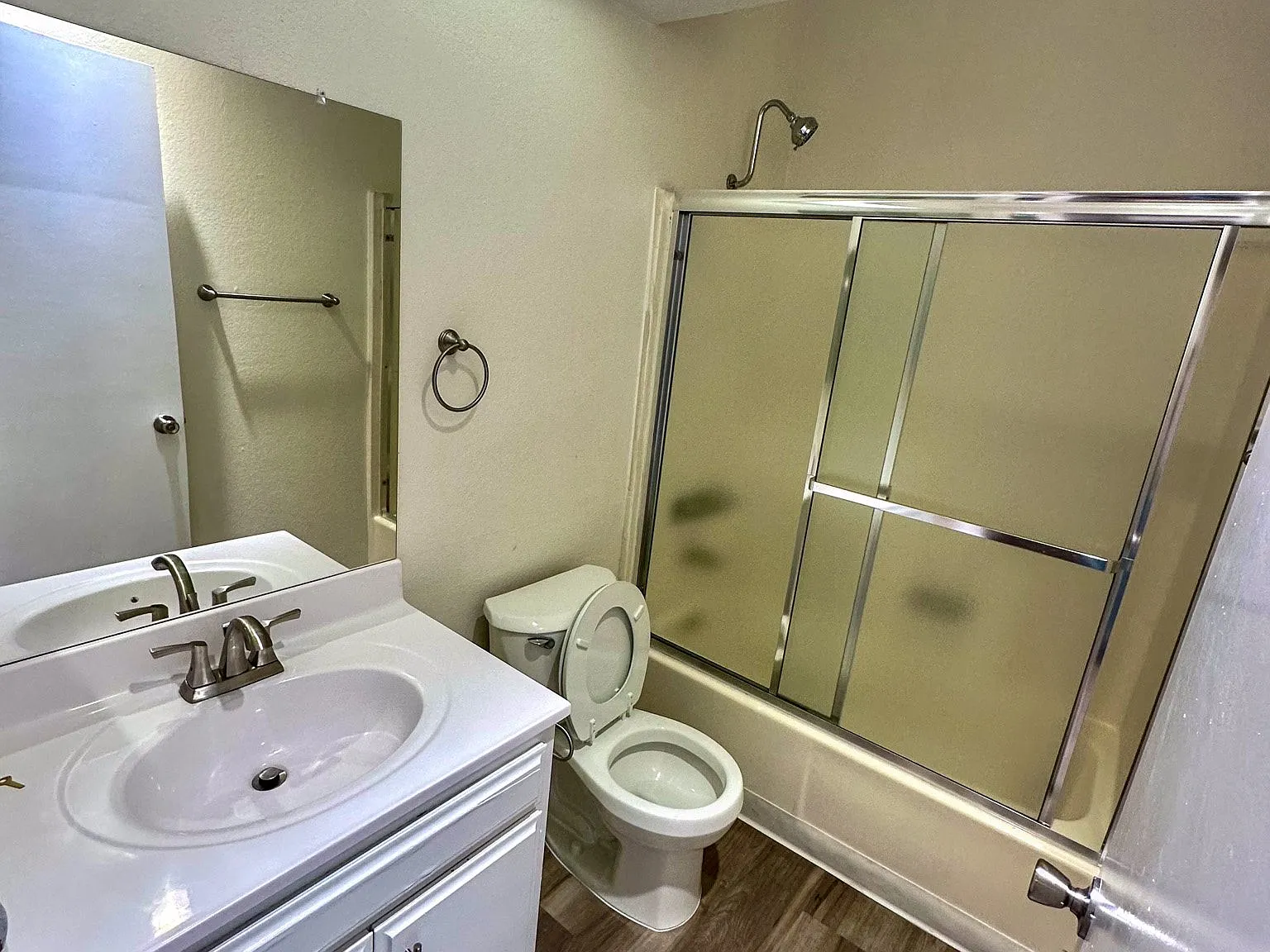 3102 Bagley Ave. — Photo 4