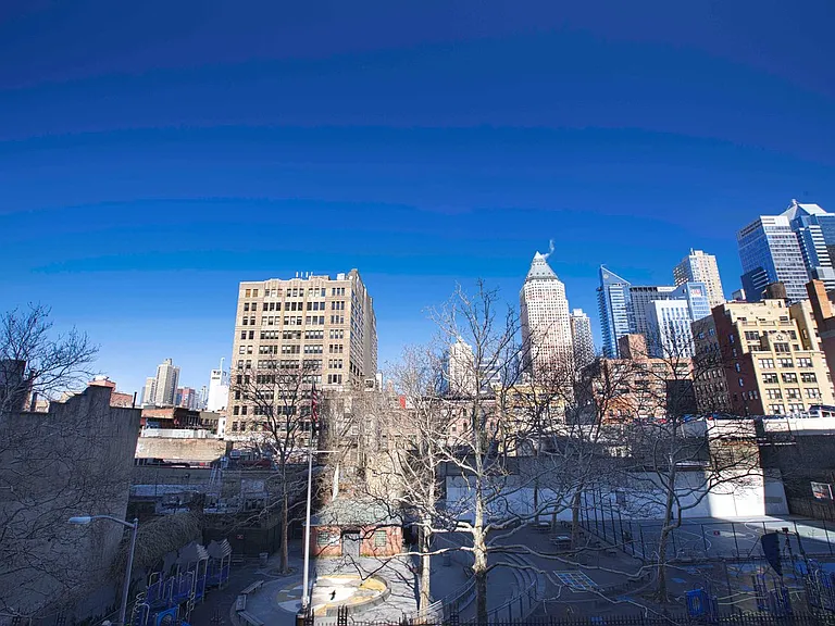 360 W 43rd St #N5F — Photo 9