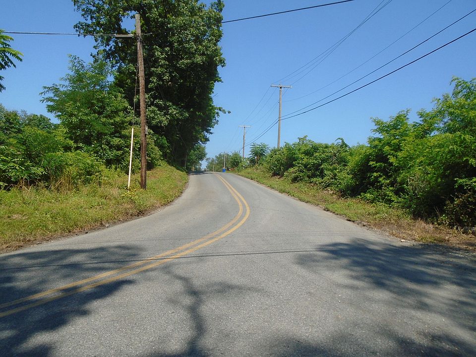 2nd image of 7165 Carls Hill Rd